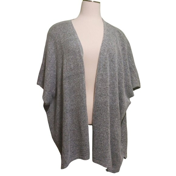 k. by kersh Women's Gray Short Sleeve Cardigan W/ White Heart on Back Size XL - Picture 10 of 10